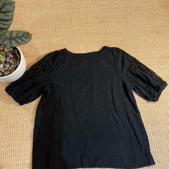 Black shortsleeved eyelet fabric cutouts LOFT top - Picture 6 of 7